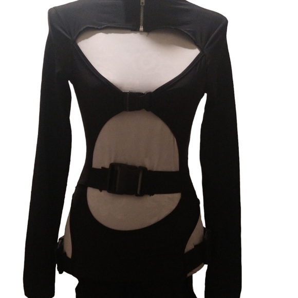 Buckled Up Shorts Jumpsuit - Picture 5 of 7